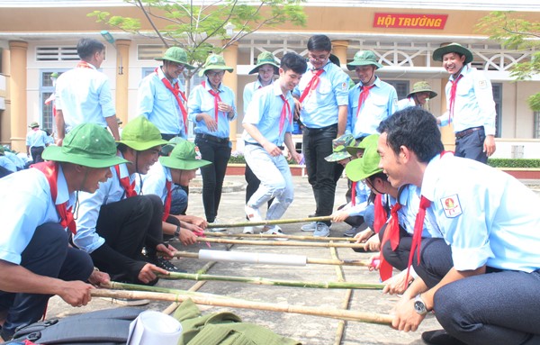 Các trại sinh cùng tham gia các hoạt động khởi động trại huấn luyện Kim Đồng