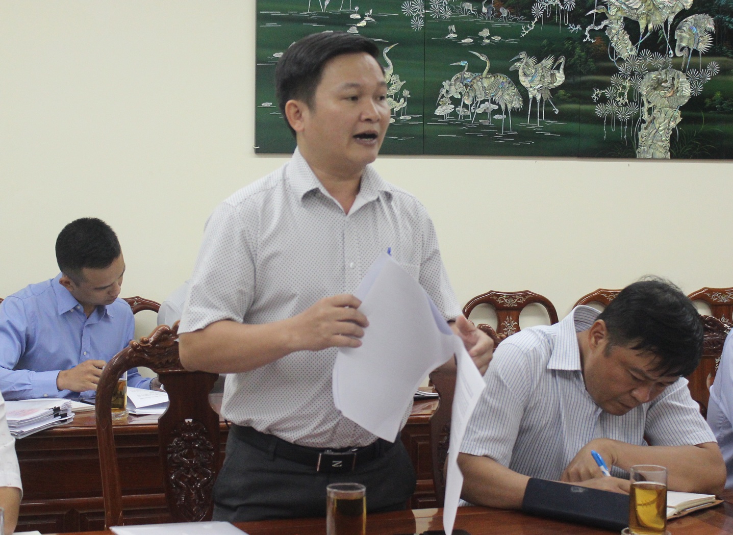 Phó giám đốc Sở Kế hoạch- đầu tư Nguyễn Hữu Nguyên phát biểu tại buổi làm việc
