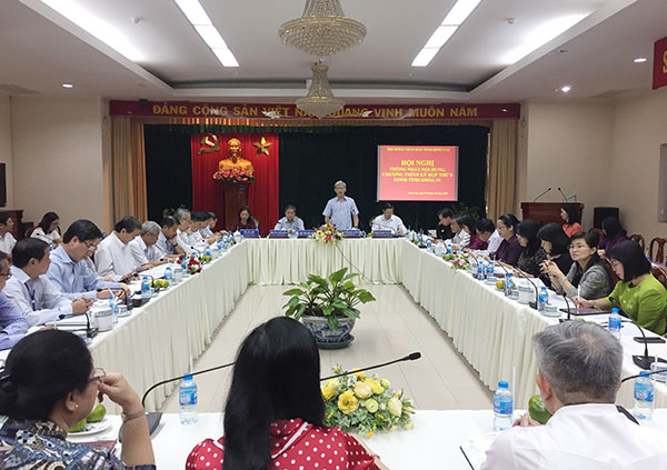Bí thư Tỉnh ủy, Chủ tịch HĐND tỉnh Nguyễn Phú cường phát biểu tại hội nghị