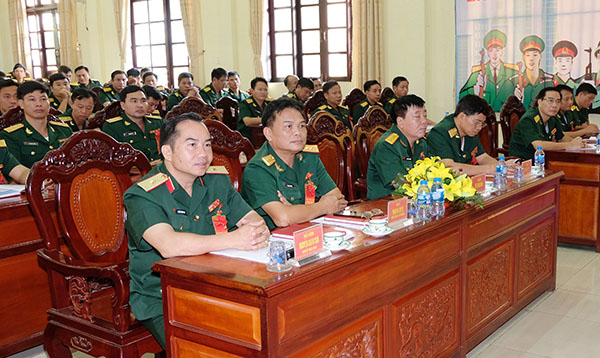 Lãnh đạo Quân đoàn 4 tham dự đại hội (ảnh: Đăng Tùng)