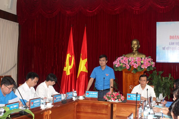 Đồng chí Bùi Quang Huy, Bí thư Ban chấp hành Trung ương Đoàn phát biểu tại buổi làm việc 