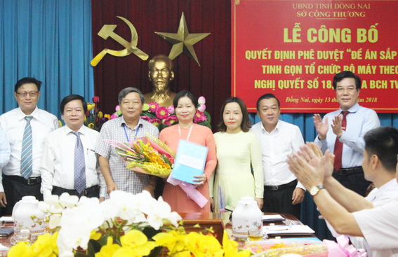 Bà Nguyễn Ngọc Diệu, được bổ nhiệm làm Giám đốc Trung tâm Khuyến công và tư vấn phát triển doanh nghiệp