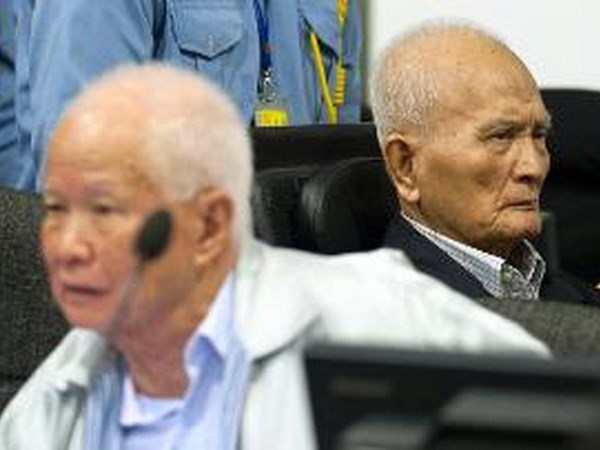 Hai cựu thủ lĩnh Khmer Đỏ, Khieu Samphan và Nuon Chea. (Nguồn: AP)