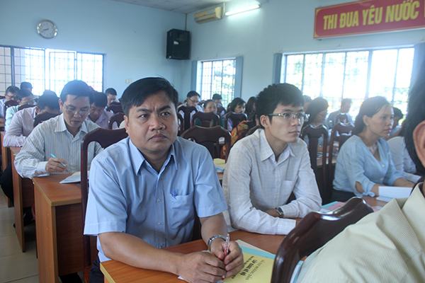Các đại biểu tham dự chương trình tập huấn.