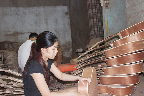 Nhiều cơ sở sản xuất gỗ ở xã Bình Minh (huyện Trảng Bom) muốn di dời vào cụm công nghiệp để mở rộng sản xuất xuất khẩu.