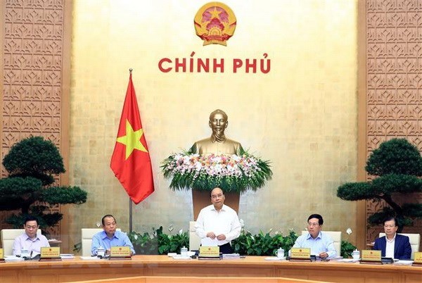 Thủ tướng Nguyễn Xuân Phúc chủ trì Phiên họp Chính phủ thường kỳ. (Ảnh: Thống Nhất/TTXVN)