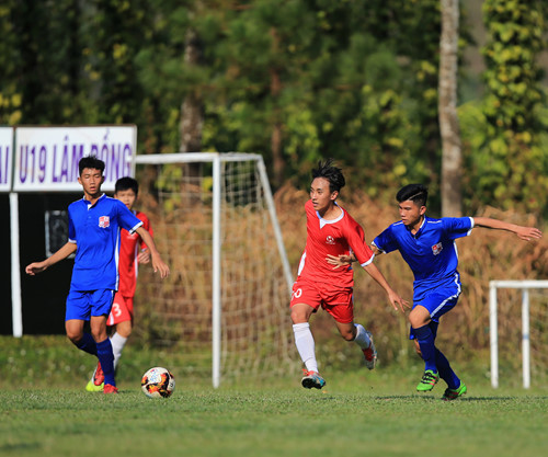 Lâm Đồng buộc phải thắng 2 bàn cách biệt trở lên trước Phú Yên