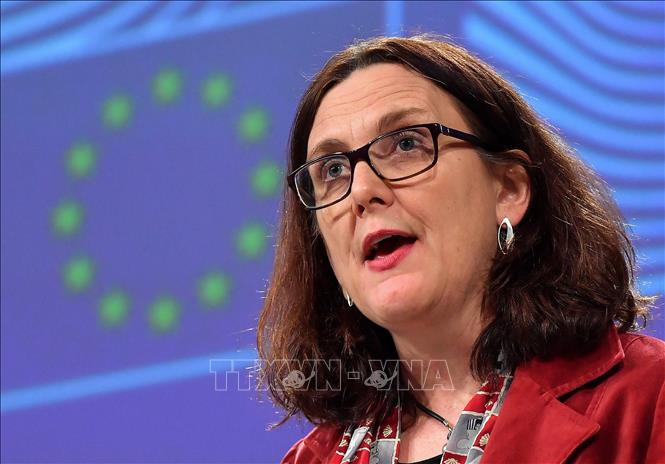 Ủy viên phụ trách thương mại của Liên minh châu Âu (EU) Cecilia Malmstrom tại cuộc họp báo ở Brussels, Bỉ. Ảnh: AFP/TTXVN
