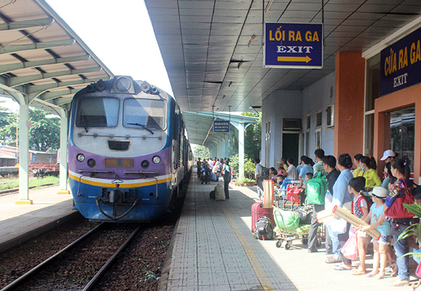 Tăng thêm 87 chuyến tàu phục vụ dịp lễ 30-4 và 1-5