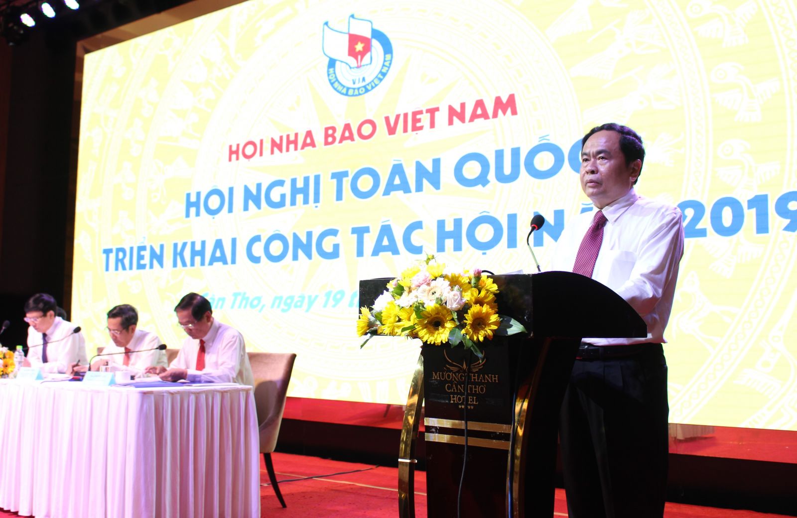 Đồng chí Trần Thanh Mẫn, Bí thư Trung ương Đảng, Chủ tịch Ủy ban Trung ương MTTQVN, phát biểu chỉ đạo hội nghị