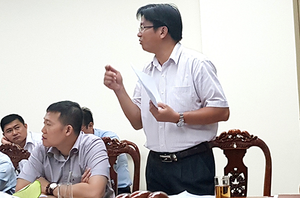 Đại diện UBND huyện Long Thành báo cáo tiến độ