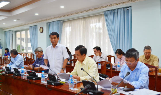 Trưởng ban Tuyên giáo Tỉnh ủy Thái Bảo phát biểu tại cuộc họp