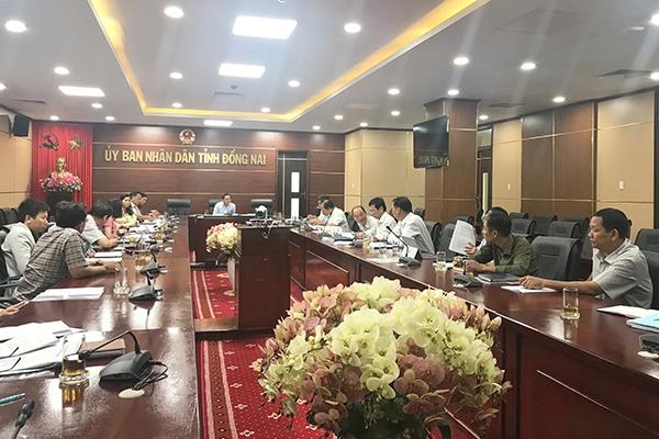Phó chủ tịch UBND tỉnh Võ Văn Chánh chủ trì cuộc họp góp ý cho đề án nâng cao năng lực cạnh tranh sản phẩm nông nghiệp tỉnh Đồng Nai trong bối cảnh hội nhập quốc tế.
