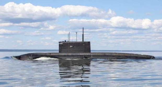 Tàu ngầm phi hạt nhân Piranha P-750B của Nga được trang bị tên lửa hành trình Kalibr. (Nguồn: urdupoint.com)