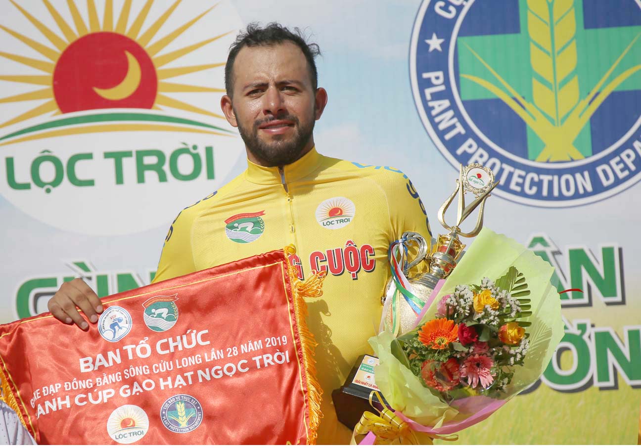 Jordan Parra đoạt Áo vàng chung cuộc