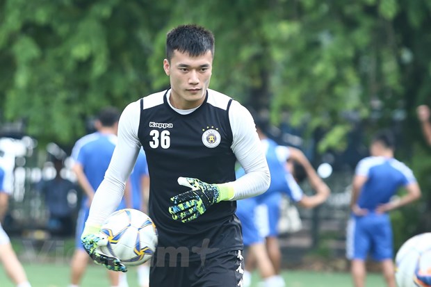 Thủ môn Bùi Tiến Dũng được triệu vào đội hình U22 Việt Nam thay vì tuyển quốc gia. (Ảnh: Nguyên An)