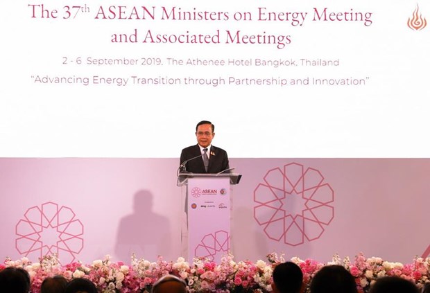 Thủ tướng Thái Lan Prayut Chan-o-cha phát biểu khai mạc hội nghị. (Ảnh: Hữu Kiên/TTXVN)