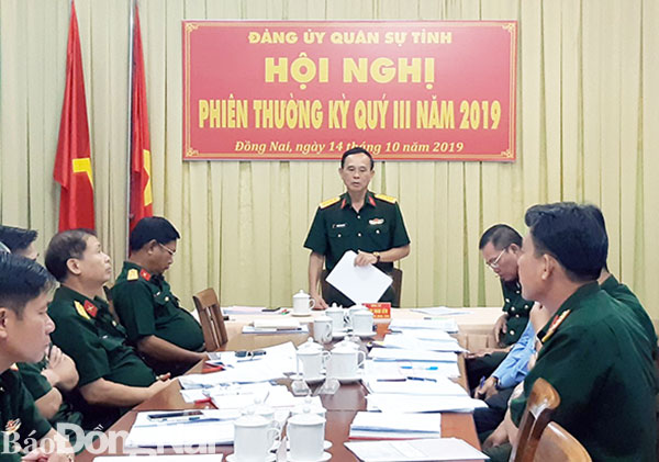 Phó bí thư Đảng ủy Quân sự tỉnh, Đại tá Huỳnh Thanh Liêm phát biểu kết luận hội nghị
