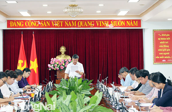 Phó bí thư thường trực Tỉnh ủy Hồ Thanh Sơn phát biểu kết luận hội nghị