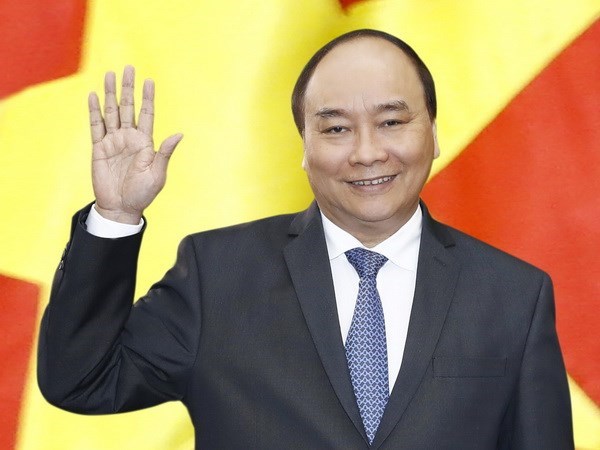 Thủ tướng Nguyễn Xuân Phúc lên đường dự lễ đăng quang Nhà Vua Nhật Bản