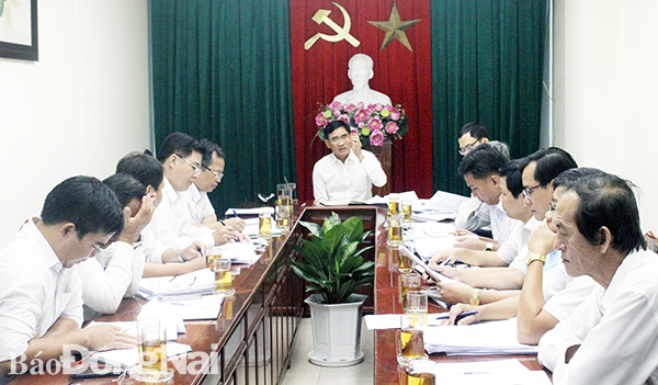  Phó chủ tịch UBND tỉnh Trần Văn Vĩnh phát biểu chỉ đạo