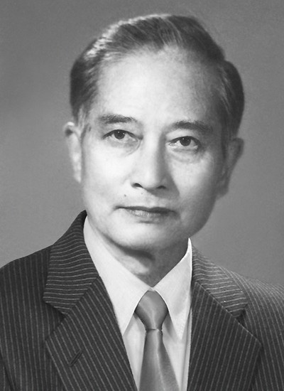 Cố nhà văn Bùi Hiển