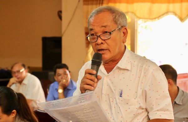 Cử tri Khu Kim Sơn, thị trấn Long Thành nêu kiến nghị về việc đẩy nhanh tiến độ các dự án trên địa bàn, đồng thời đảm bảo quyền lợi cho người dân