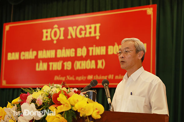 Đồng chí Nguyễn Phú Cường, Bí thư Tỉnh ủy, Chủ tịch HĐND tỉnh phát biểu khai mạc hội nghị