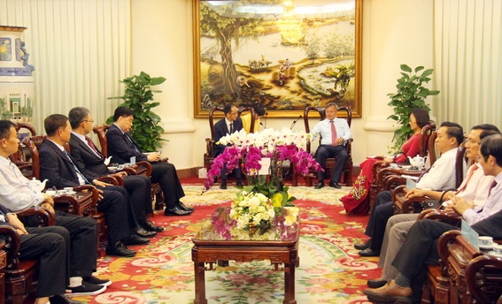 Chủ tịch UBND tỉnh Cao Tiến Dũng tiếp đoàn công tác của Văn phòng kinh tế và Văn hóa Đài Bắc tại TP.Hồ Chí Minh