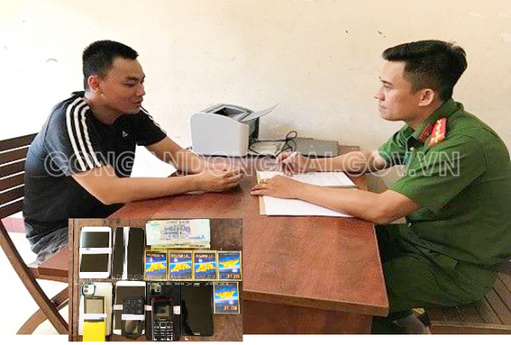 Công an lấy lời khai đối tượng tham gia sòng bạc (ảnh lớn) và tang vật thu giữ được (ảnh nhỏ). Ảnh: CAĐN