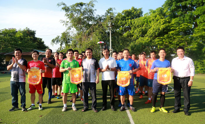 Giải bóng đá chào mừng ngày báo chí cách mạng Việt Nam