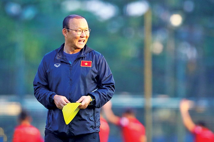 HLV Park Hang-seo tiếp tục duy trì hình thức tập trung ngắn hạn như trước SEA Games năm ngoái. Ảnh: Minh Chiến