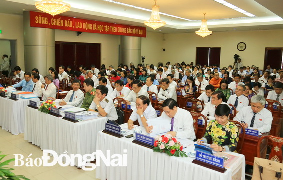 Quang cảnh kỳ họp (Ảnh: C.Nghĩa)