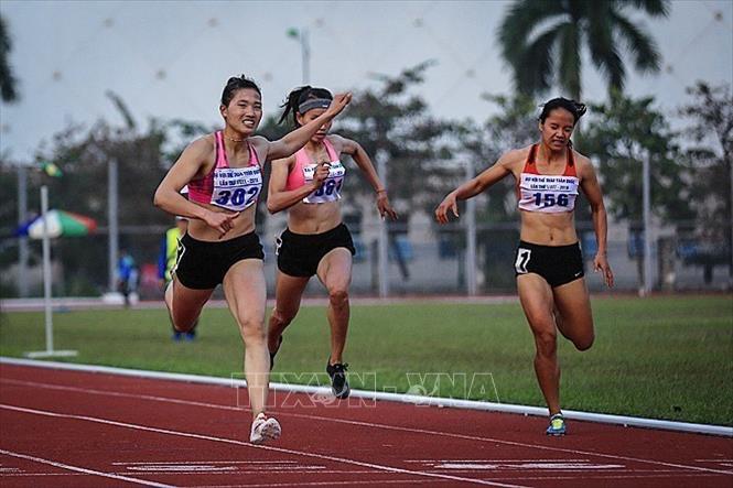 Nhiều giải đấu thể thao bị hoãn vì dịch Covid-19