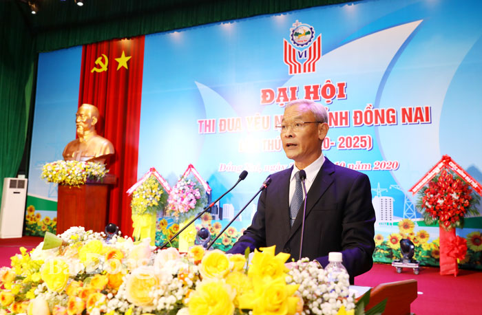 Ủy viên Trung ương Đảng, Bí thư Tỉnh ủy, Chủ tịch HĐND tỉnh Nguyễn Phú Cường phát biểu chỉ đạo tại đại hội. Ảnh: Huy Anh