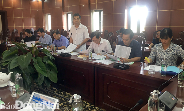 Lãnh đạo Ủy ban kiểm tra Thành ủy Long Khánh, báo cáo kết quả rèn luyện việc nêu gương của cán bộ, đảng viên của TP.Long Khánh