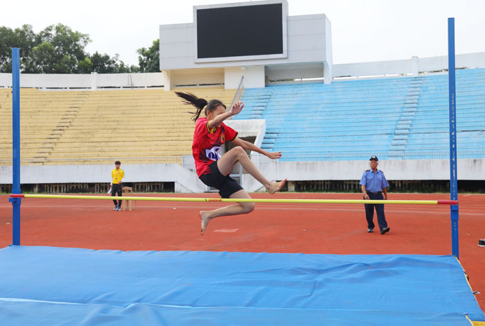Các VĐV thi đấu nội dung nhảy cao nữ