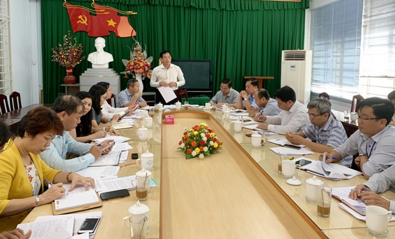 Phó chủ tịch UBND tỉnh Võ Văn Phi chủ trì buổi làm việc với Sở NN-PTNT 