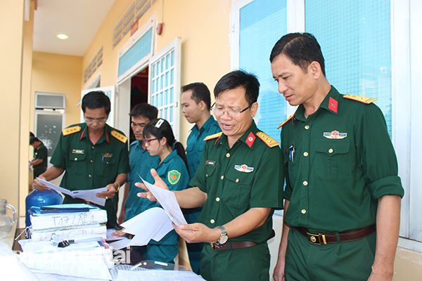 Hội đồng NVQS Quân khu và tỉnh Đồng Nai kiểm tra công tác tuyển quân năm 2021 tại H.Xuân Lộc