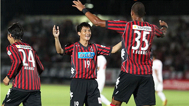 Lê Công Vinh là cầu thủ Việt Nam từng sang thi đấu tại Nhật Bản và hiểu rõ sức cạnh tranh của bóng đá xứ mặt trởi mọc