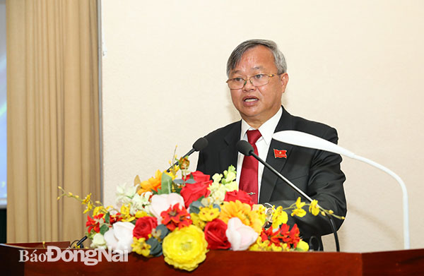 Chủ tịch UBND tỉnh Cao Tiến Dũng phát biểu nhận nhiệm vụ