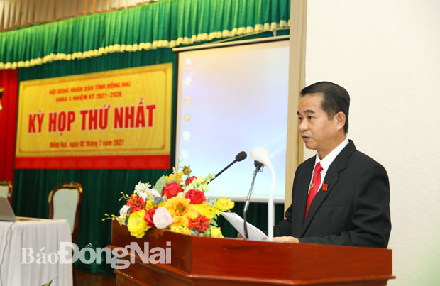 Chủ tịch HĐND tỉnh Thái Bảo phát biểu tại kỳ họp