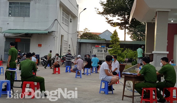 Thêm 16 trường hợp bị xử phạt vì ra đường tập thể dục, bất chấp quy định phòng chống dịch