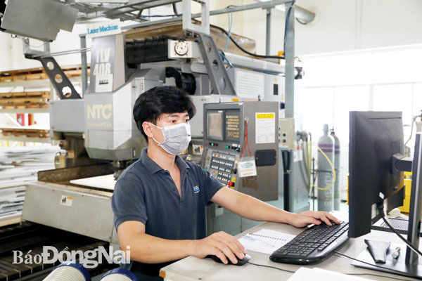 Công ty Daikan Việt Nam (Khu công nghiệp Amata, TP.Biên Hòa) tổ chức phương án “3 tại chỗ” để sản xuất an toàn
