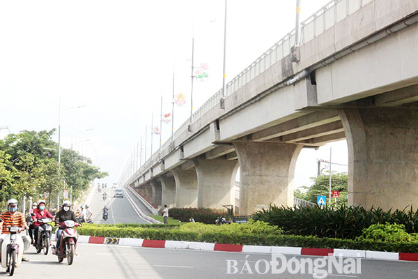 9. Cầu Hóa An mới được khánh thành vào tháng 7-2014 với tổng chiều dài 1,3km, góp phần kết nối TP.Biên Hòa với TP.HCM và các tỉnh Bình Dương, Bình Phước, Tây Ninh