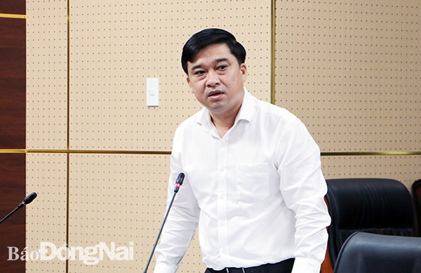  Giám đốc Sở KH-ĐT Hồ Văn Hà phát biểu tại hội nghị
