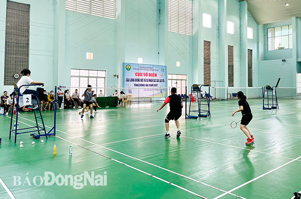 Các VĐV tranh tài ở nội dung đồng đội nữ