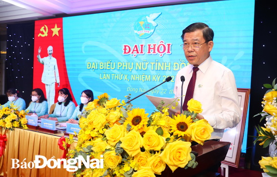 Đồng chí Nguyễn Hồng Lĩnh, Ủy viên Trung ương Đảng, Bí thư Tỉnh ủy phát biểu chỉ đạo tại đại hội (Ảnh: Huy Anh)