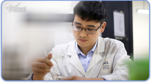 Young scientist dreams of making domestic cancer drugs
