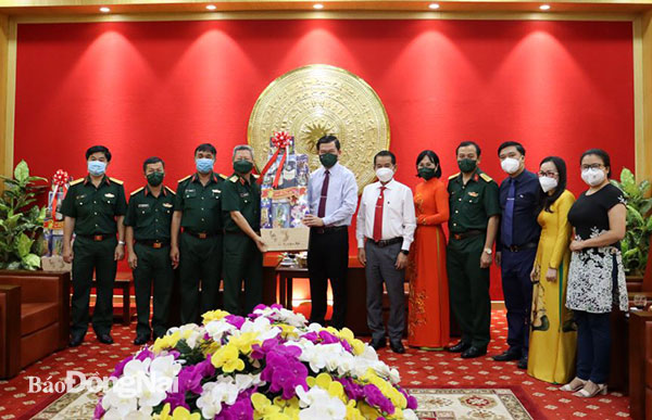 Đoàn Chúc Tết tại Cục 12 (Bộ Quốc phòng)